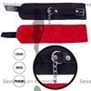 Esposas de cuero negro con peluche rojo
